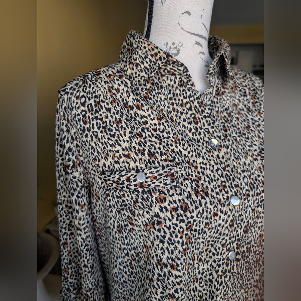 Animal Print NOTATIONS Button Down Blouse Shirt S… - image 3